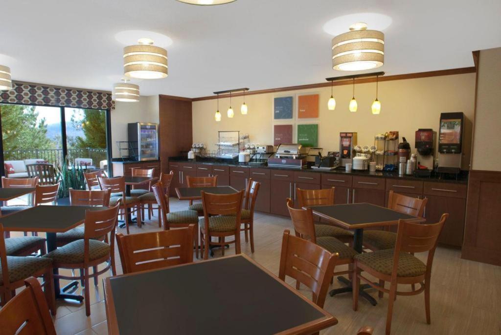 Quality Inn & Suites Dawsonville Εξωτερικό φωτογραφία