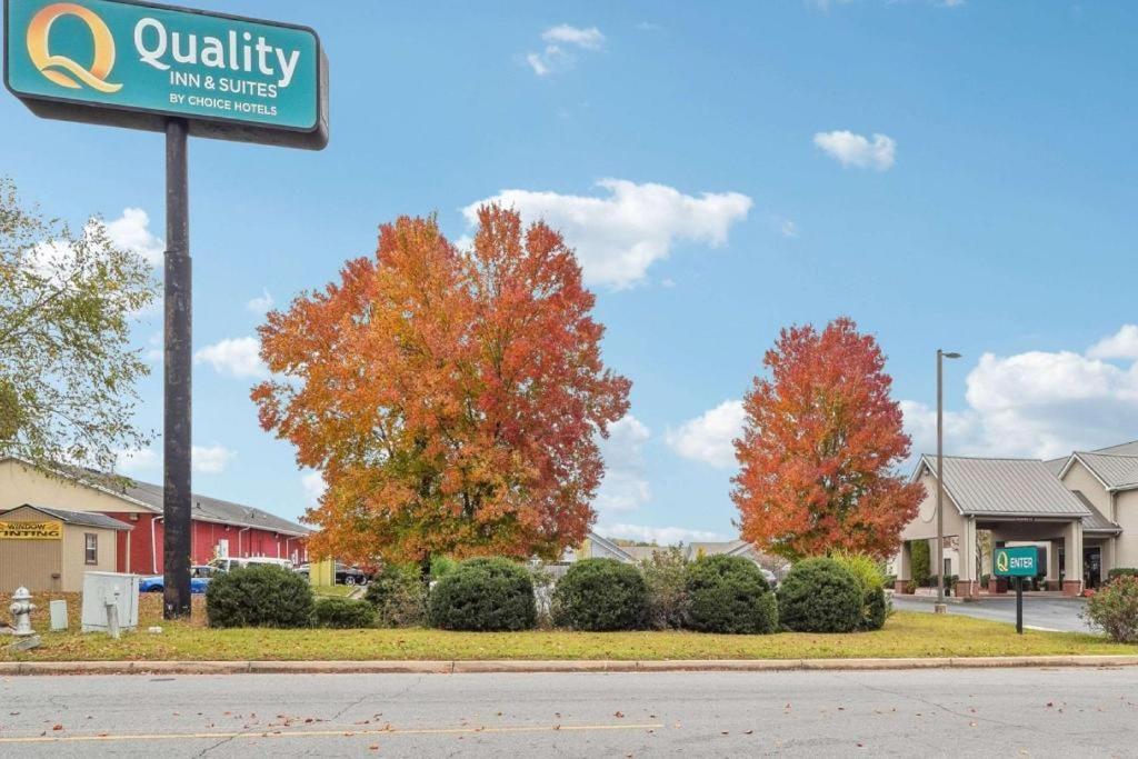 Quality Inn & Suites Dawsonville Εξωτερικό φωτογραφία