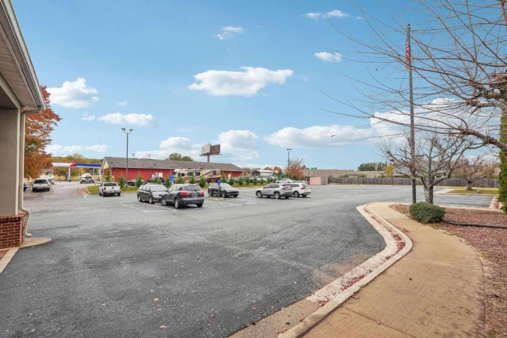 Quality Inn & Suites Dawsonville Εξωτερικό φωτογραφία