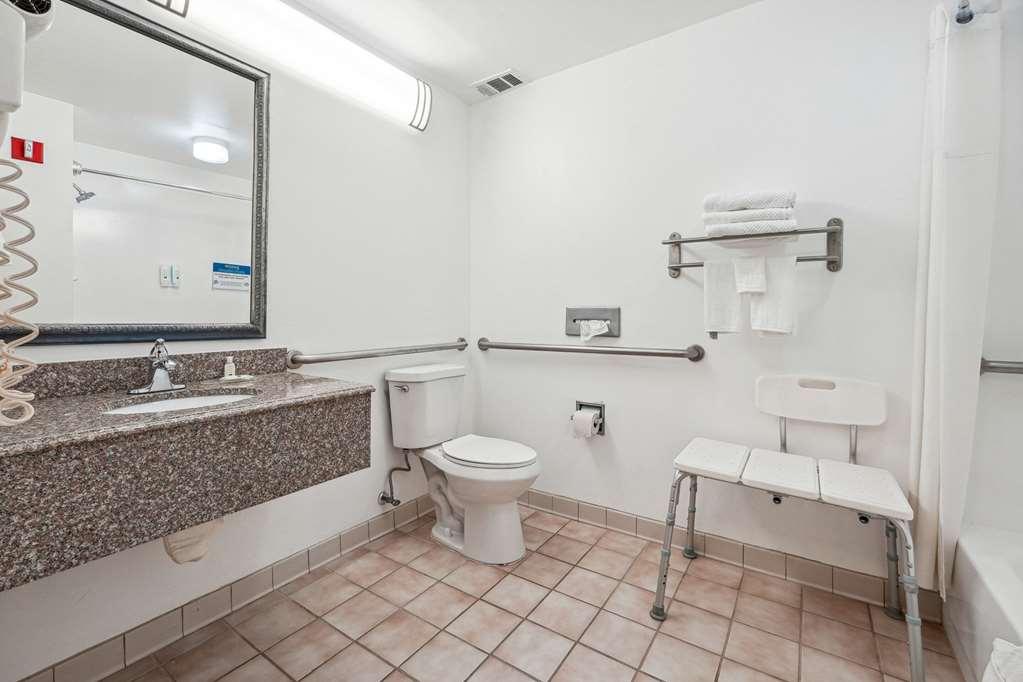 Quality Inn & Suites Dawsonville Δωμάτιο φωτογραφία