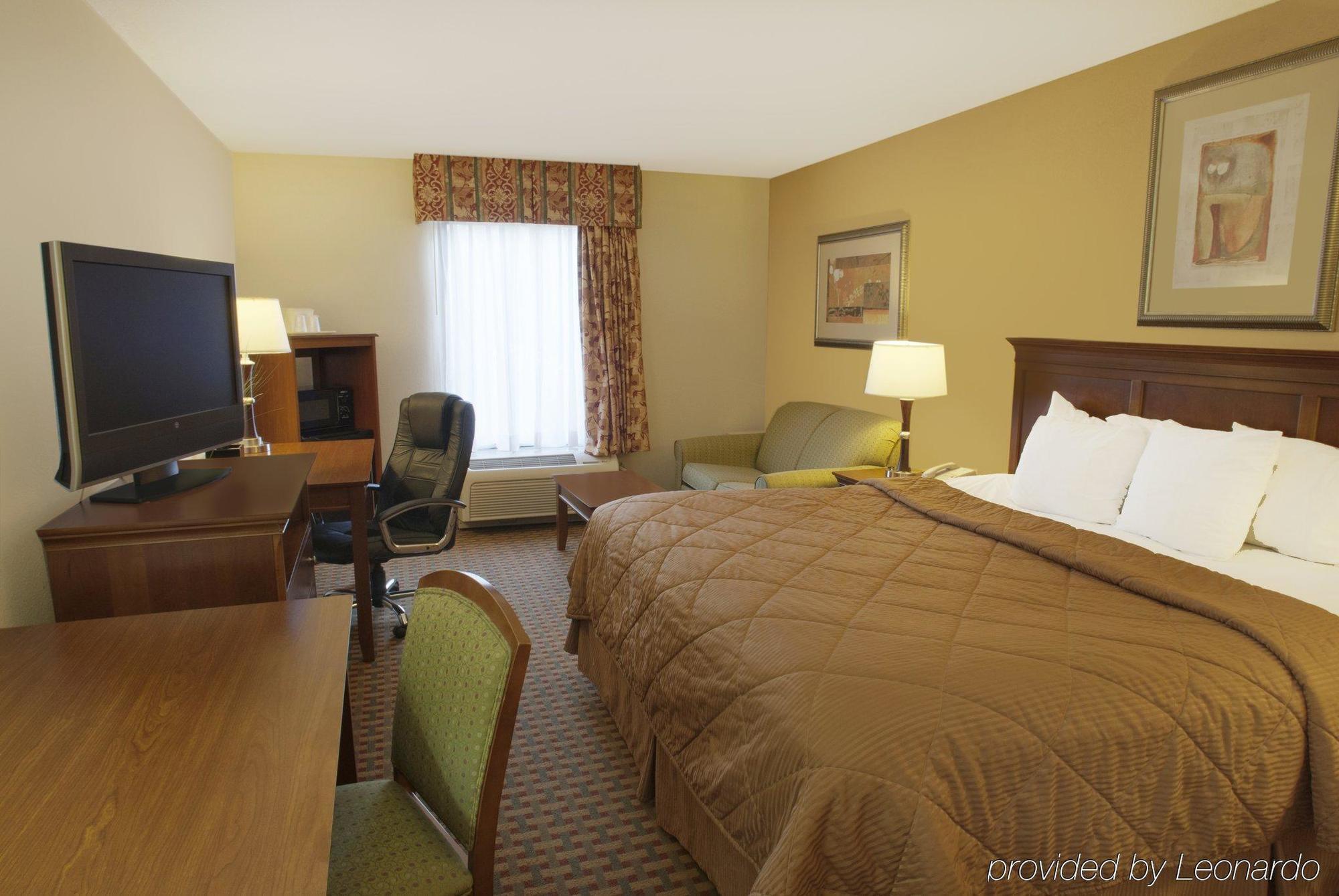 Quality Inn & Suites Dawsonville Δωμάτιο φωτογραφία